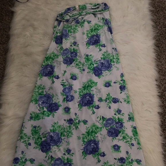 Maxi skirt - Picture 1 of 3